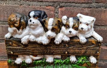 Gietijzeren deurstopper vintage schattig geschilderde pups   beschikbaar voor biedingen