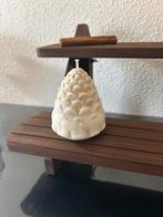 Dennenappel kaars, Huis en Inrichting, Ophalen of Verzenden, Zo goed als nieuw, Overige materialen, Minder dan 25 cm