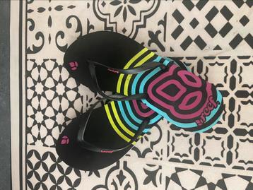 Reef slippers maat 40 beschikbaar voor biedingen
