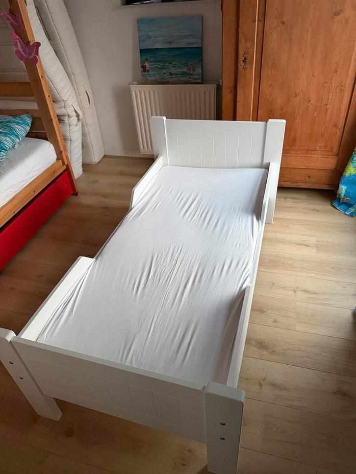 Leuk peuterbedje - Wit, Kinderen en Baby's, Kinderkamer | Bedden, Gebruikt, 140 tot 160 cm, 70 tot 85 cm, Lattenbodem, Ophalen