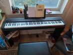 Yamaha P-45 inclusief standaard en pedaal, Muziek en Instrumenten, Ophalen of Verzenden, Zo goed als nieuw, Zwart