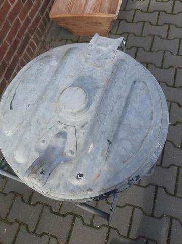 Metalen Vuilnisemmer - Overtoom International beschikbaar voor biedingen