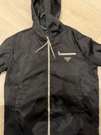 Orginele prada jas, Ophalen, Gedragen, Zwart, Prada