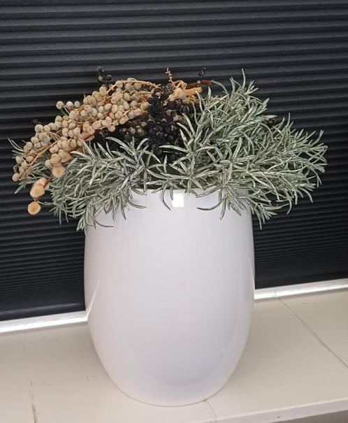 Witte Vaas 28 cm, Huis en Inrichting, Woonaccessoires | Vazen, Zo goed als nieuw, Wit, Minder dan 50 cm, Aardewerk of Porselein