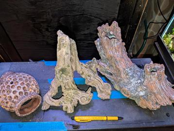 Aquarium decoratie beschikbaar voor biedingen