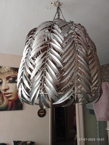 hele grote gave hanglamp beschikbaar voor biedingen