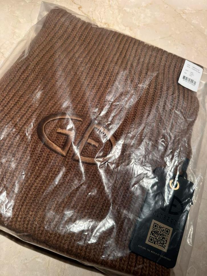 Goldbergh Valentina shawl in mocha, Kleding | Dames, Mutsen, Sjaals en Handschoenen, Nieuw, Sjaal, Ophalen of Verzenden