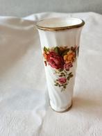 Vaasje klein model gemerkt cottage rose fine bone china, Ophalen of Verzenden