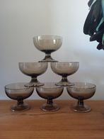 Vintage rookglas servies ijscoupes dessert schaaltjes, Ophalen of Verzenden, Overige stijlen, Glas, Schaal of Schalen
