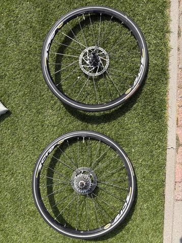 2x 26 inch Mavic Crossride MTB Wielen wegbanden beschikbaar voor biedingen