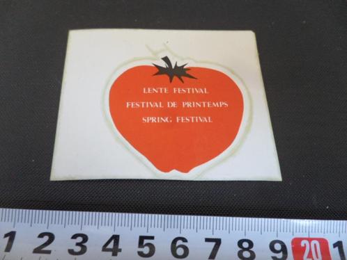 sticker Lente Festival Festival de printemps spring festival, Verzamelen, Stickers, Zo goed als nieuw, Bedrijf of Vereniging, Ophalen
