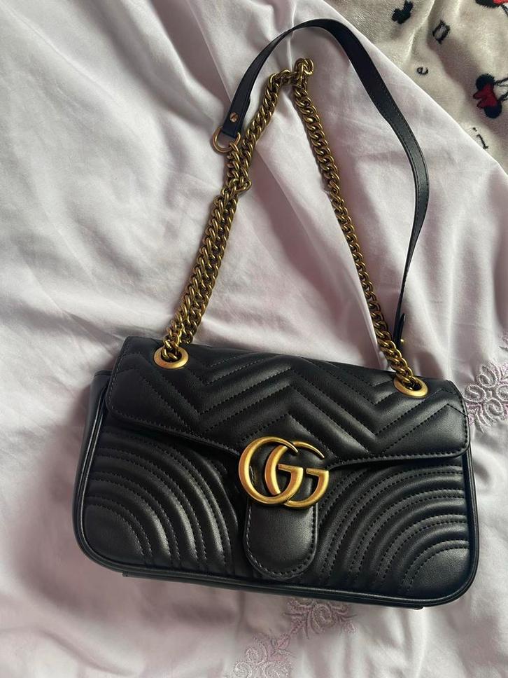 Elegante zwarte  schoudertas, Sieraden, Tassen en Uiterlijk, Tassen | Damestassen, Zo goed als nieuw, Schoudertasje, Zwart, Ophalen of Verzenden