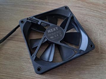 NZXT Case Fan - Goede Staat 120mm beschikbaar voor biedingen