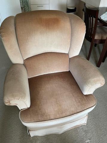 Gratis Fauteuil beschikbaar voor biedingen