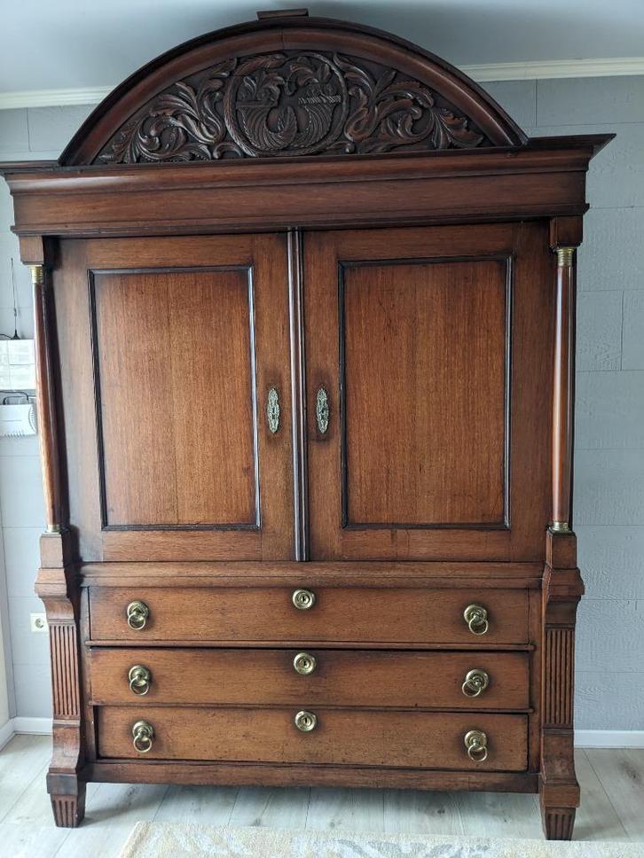 Antiek Drents eikenhouten 19e eeuws kabinet/kast, Antiek en Kunst, Antiek | Woonaccessoires, Ophalen