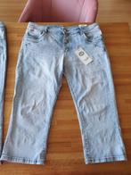 Capri Karostar spijkerbroek maat 46, Kleding | Dames, Spijkerbroeken en Jeans, Ophalen of Verzenden, Nieuw, Blauw, Overige jeansmaten