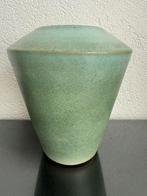 Vintage aardewerk vaas groen conisch kegel vorm, Ophalen of Verzenden