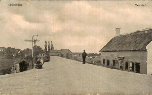 Straatgezicht Opheusden rond 1900, Verzamelen, Ansichtkaarten | Nederland, Gelopen, Gelderland, 1920 tot 1940, Ophalen of Verzenden