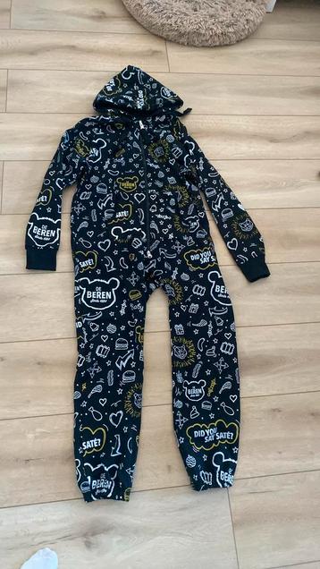 DeBeren onesie beschikbaar voor biedingen