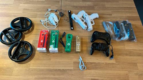 Nintendo Wii u Motion plus controllers luigi Mario Zelda, Spelcomputers en Games, Spelcomputers | Nintendo Wii, Zo goed als nieuw