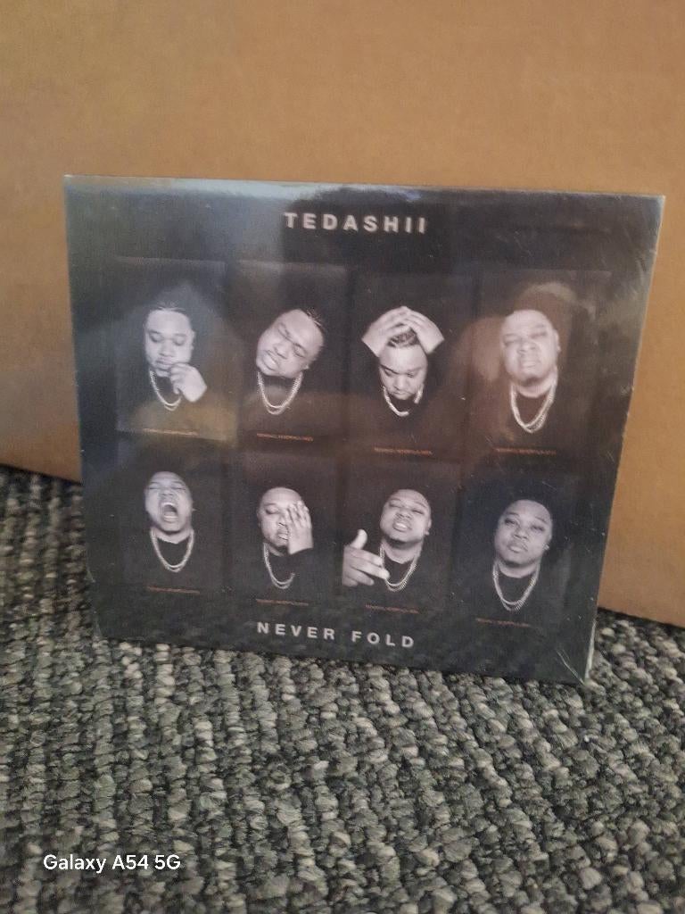 Tedashii Never Fold, Alle leeftijden, Ophalen, Nieuw in verpakking, Overige genres