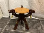Vintage oosterse bijzettafeltje, Huis en Inrichting, Tafels | Bijzettafels, 45 tot 60 cm, Minder dan 55 cm, Rond, Ophalen of Verzenden