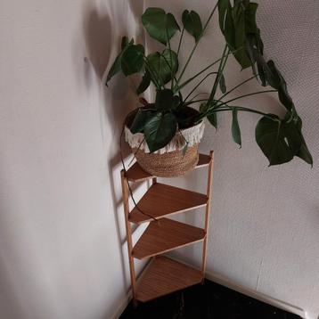 RAGRUND ikea stellingkast 4 planken badkamer/ toilet wc beschikbaar voor biedingen