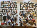 Metalen speldjes 12, Verzamelen, Speldjes, Pins en Buttons, Ophalen of Verzenden