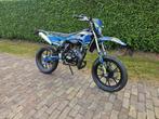 Sherco SM50-R. In keurig nette staat!, Fietsen en Brommers, 6 versnellingen, Zo goed als nieuw, 50 cc, Ophalen