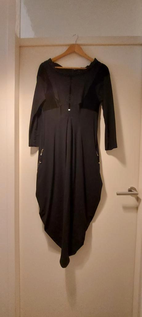 High Use jurk zwart D40, Kleding | Dames, Jumpsuits, Zo goed als nieuw, Zwart, Verzenden