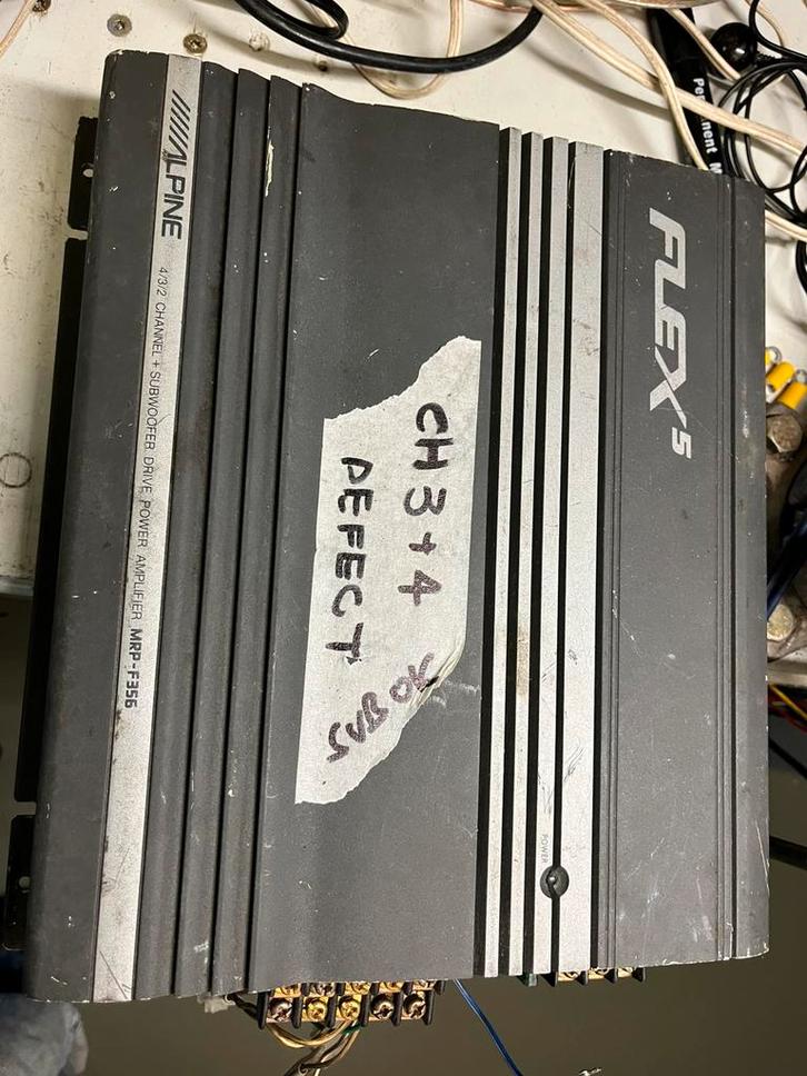 2x alpine flex 5 - 5 kanaals versterker defect, Auto diversen, Autoradio's, Gebruikt, Ophalen of Verzenden