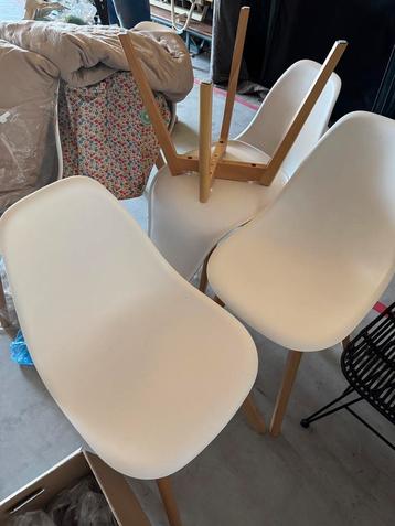 Zes eetkamerstoelen wit/hout