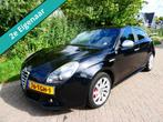 Alfa Romeo Giulietta 1.4 T Distinctive 170pk 2e eig. Clima L, Voorwielaandrijving, Gebruikt, Zwart, 4 cilinders