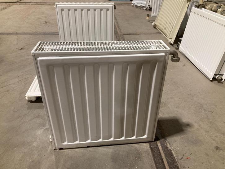 radiatoren, Doe-het-zelf en Verbouw, Verwarming en Radiatoren, Gebruikt, Radiator, 800 watt of meer, 30 tot 80 cm, 60 tot 150 cm