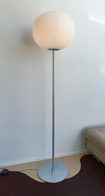 Flos Globall F3 vloerlamp beschikbaar voor biedingen