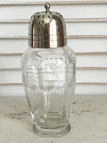 Antiek kristal geslepen suikerstrooier verzilverde dop EPNS beschikbaar voor biedingen