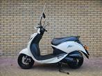 Sym Mio 50 4 Takt snorscooter (25KM) 6095KM & windscherm!, Fietsen en Brommers, Scooters | SYM, 49 cc, Zo goed als nieuw, Benzine