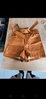 Brown leather short, Ophalen of Verzenden, Nieuw, Bruin, Kort