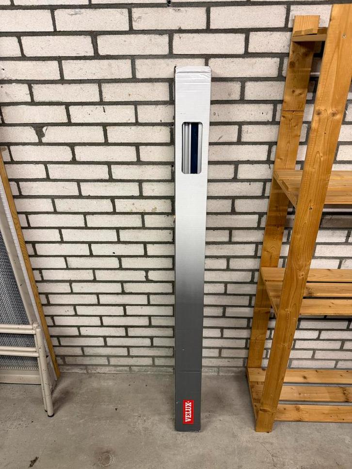 Velux Verduisterend Rolgordijn - Nieuw!, Doe-het-zelf en Verbouw, Rolluiken, Nieuw, Minder dan 100 cm, Grijs, Ophalen
