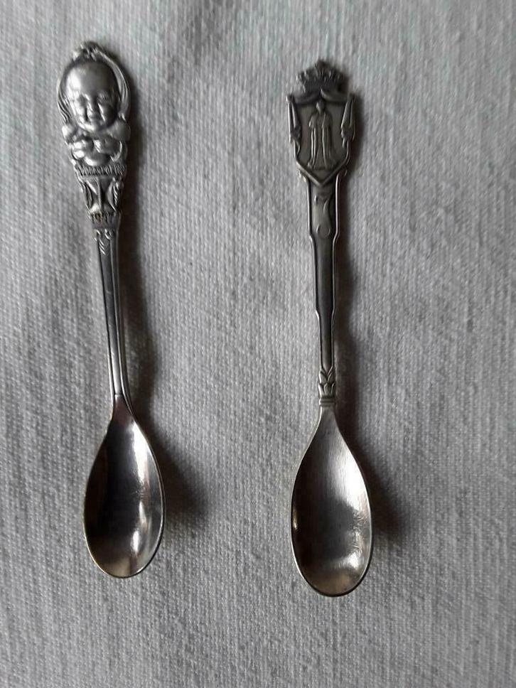 THEELEPELTJE Kon. JULIANA 1948, Antiek en Kunst, Antiek | Bestek, Ophalen of Verzenden