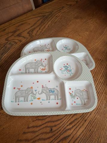 Vakjesborden (2) zara home kids melanine beschikbaar voor biedingen