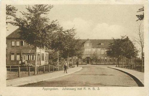(377-404-009) Appingedam Julianaweg met RHBS, Verzamelen, Ansichtkaarten | Nederland, Groningen, Verzenden