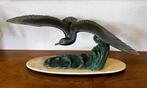 art deco beeld vogel in vogelvlucht, zee, golven meeuw marme, Antiek en Kunst, Ophalen