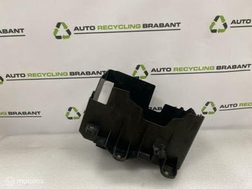Accubak Volkswagen Polo 6R ORIGINEEL 6R0915321 beschikbaar voor biedingen