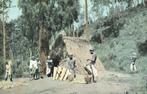 Een wachthuisje op den Berg,, Koenoeng Rinkit Javanen, Ophalen of Verzenden, 1920 tot 1940, Ongelopen, Buiten Europa