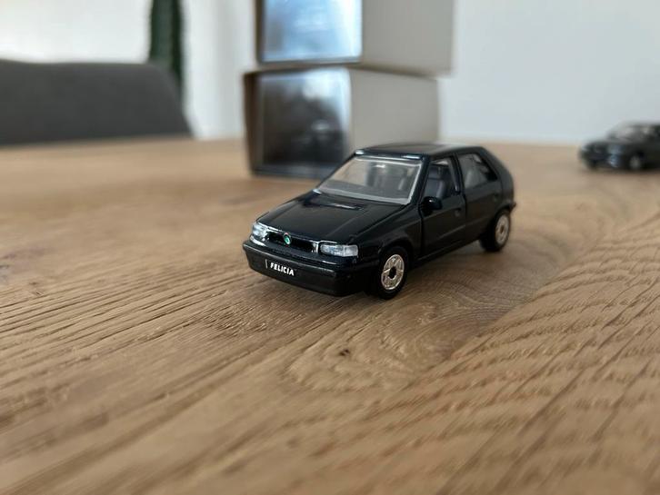SKODA Felicia 1:43 Modelauto, Hobby en Vrije tijd, Modelauto's | 1:43, Zo goed als nieuw, Auto, Overige merken, Ophalen of Verzenden