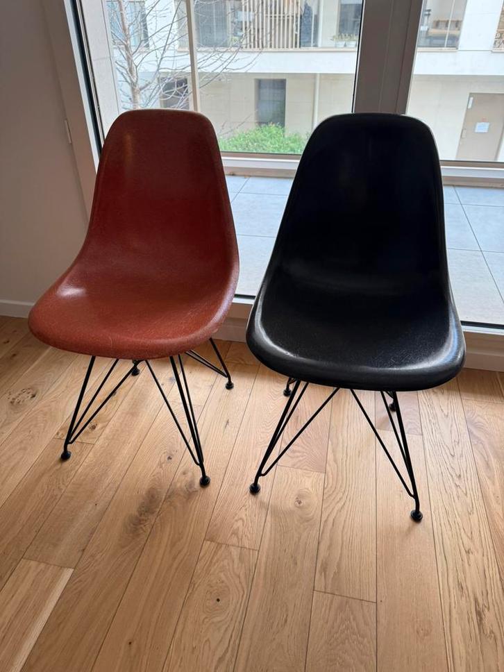 Herman Miller Eames fiberglass DSR, Huis en Inrichting, Stoelen, Zo goed als nieuw, Twee, Overige kleuren, Ophalen