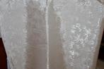 Mooie stof in wit van kunstzijde, Hobby en Vrije tijd, Stoffen en Lappen, 120 cm of meer, Wit, Nieuw, Ophalen of Verzenden