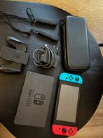 Nintendo Switch V1 Rood-blauw, Spelcomputers en Games, 1 speler, Ophalen of Verzenden, Zo goed als nieuw