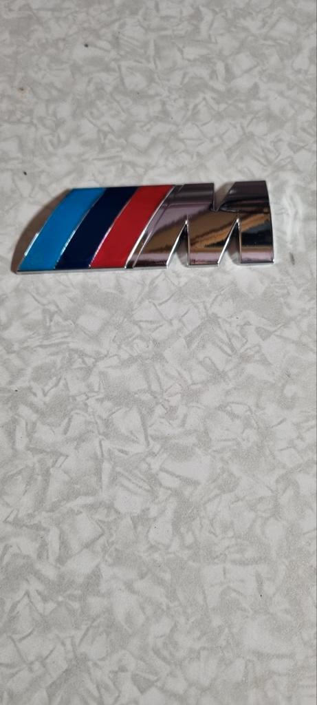 M3 LOGO  EMBLEEM KOFFERKLEP  BMW E90  E91 E92 E93 E81 E82 E8, Auto diversen, Autostickers, Ophalen of Verzenden